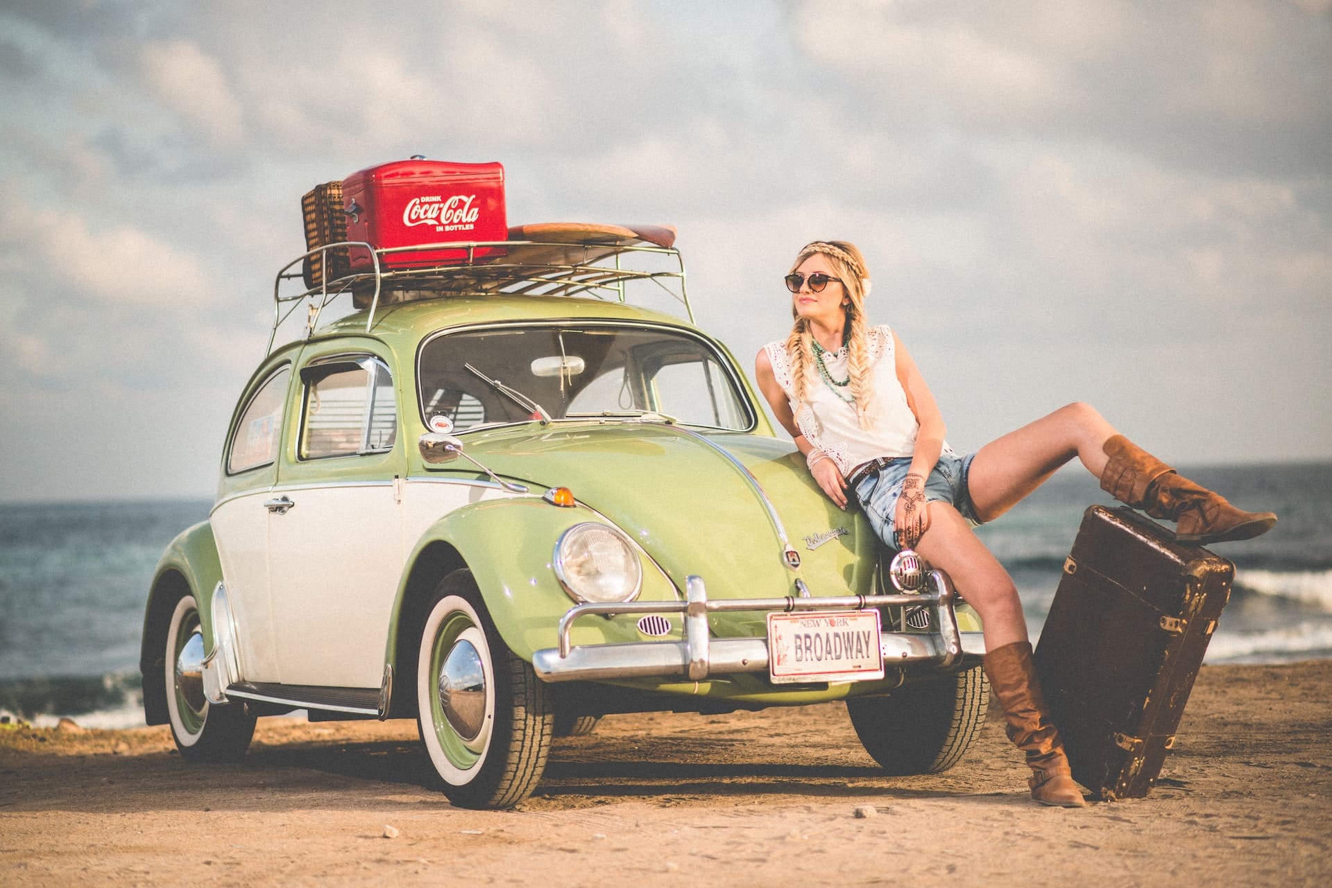Traveling for Self-Discovery: Exploring New Horizons